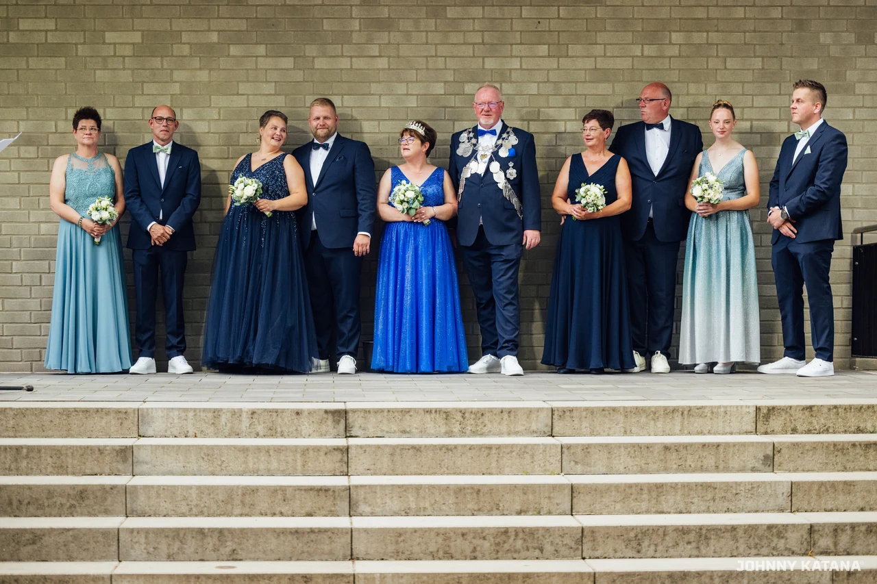Ehrung und Anlegen der Königskette